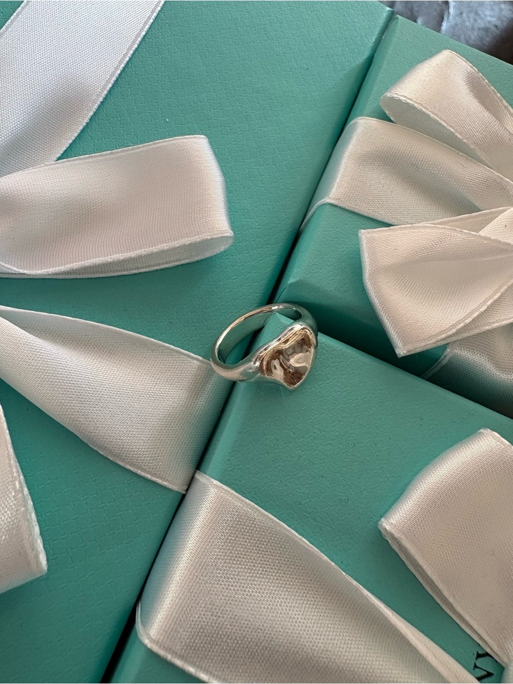 UNOPENED Tiffany Sterling Silver Heart Ring